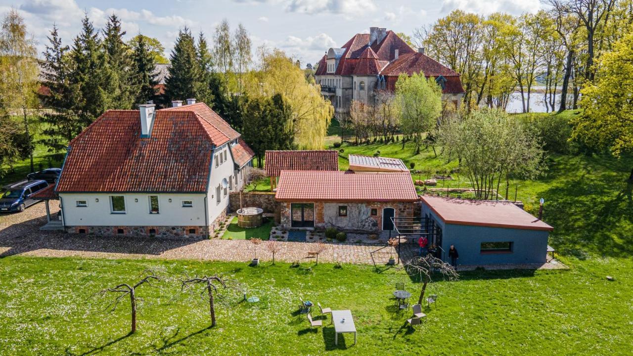 Gasthaus Dom Ogrodnika Biala Olecka Exterior foto